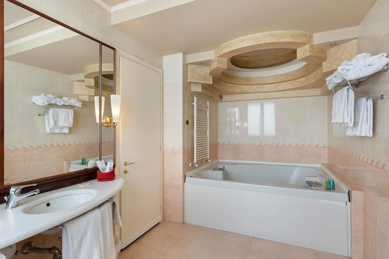 אפיאנו ג'נטילה Dreamhotel אפיאנו ג'נטילה