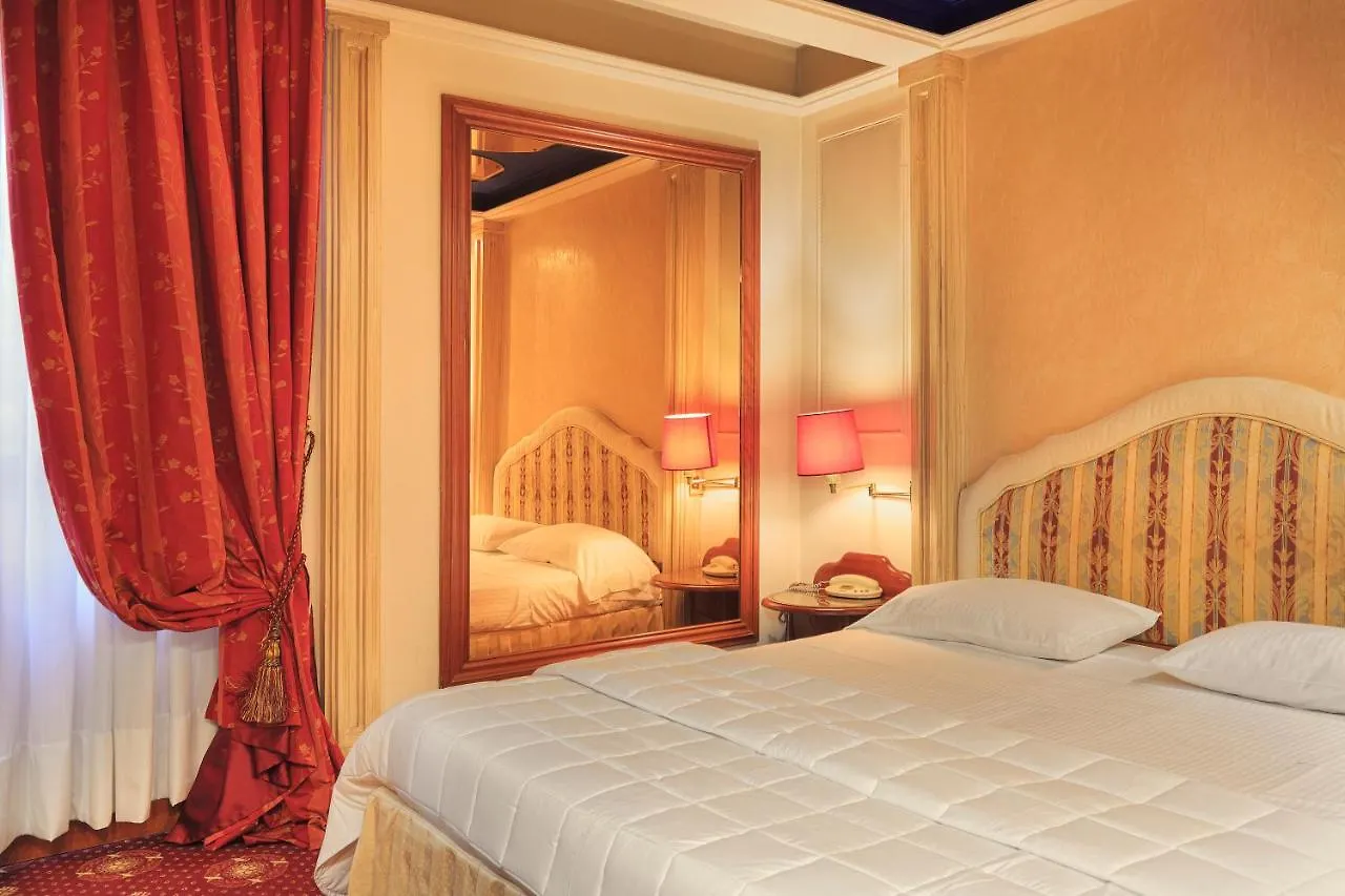 מלון אפיאנו ג'נטילה Dreamhotel